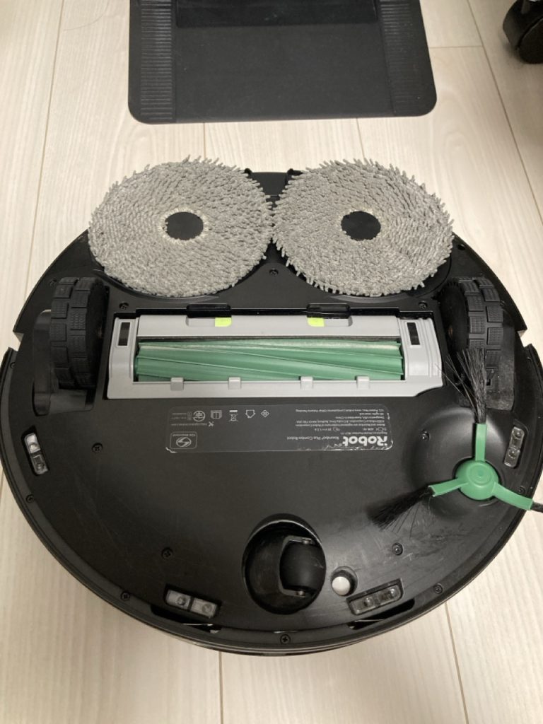 Roomba Plus 505 Comboのメインブラシと回転モップ